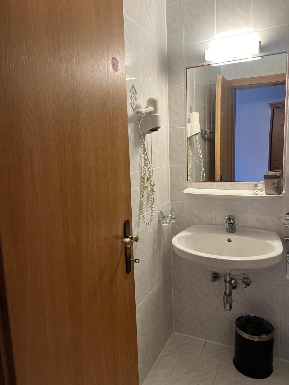 Pension Razil Ladis Exterior foto